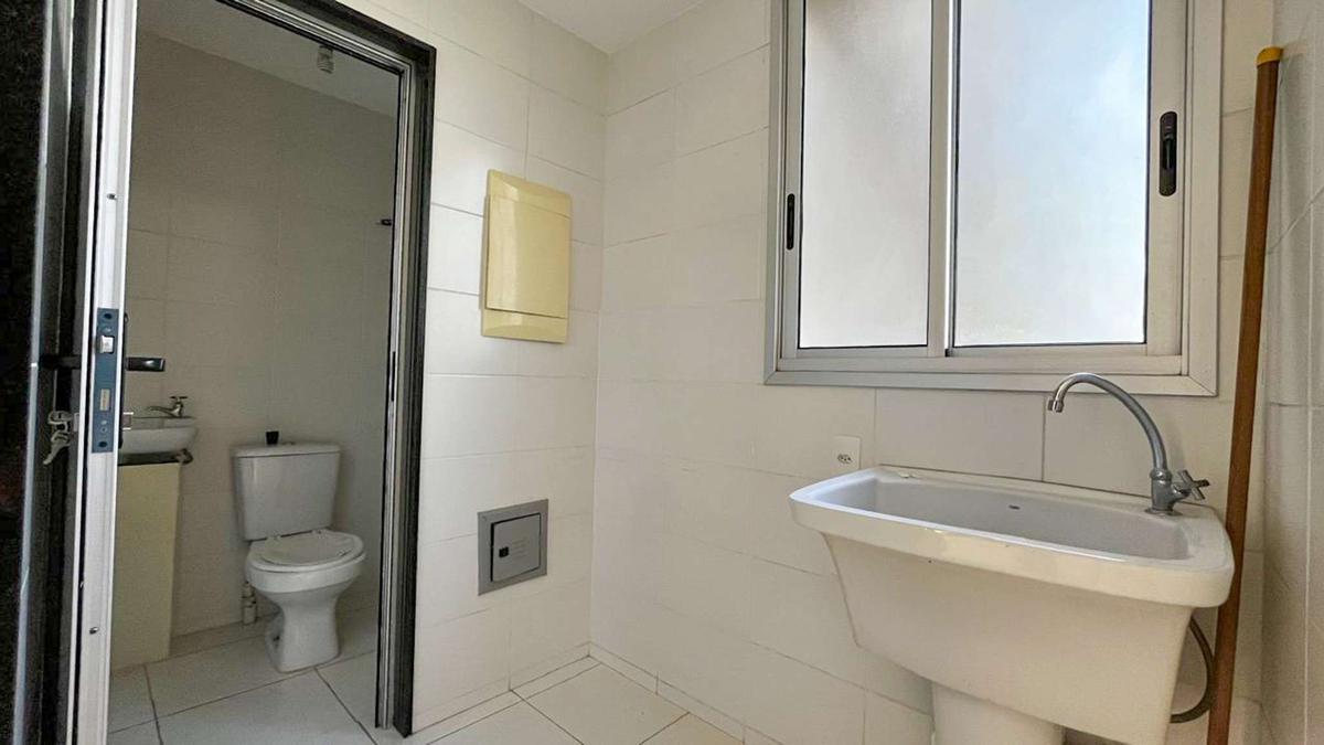 Apartamento, Estoril, 3 Quartos, 2 Vagas, 1 Suíte