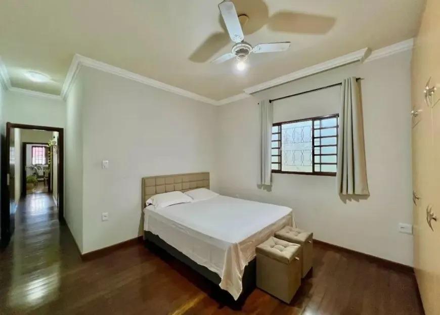 Casa, Santa Amélia, 3 Quartos, 2 Vagas, 1 Suíte