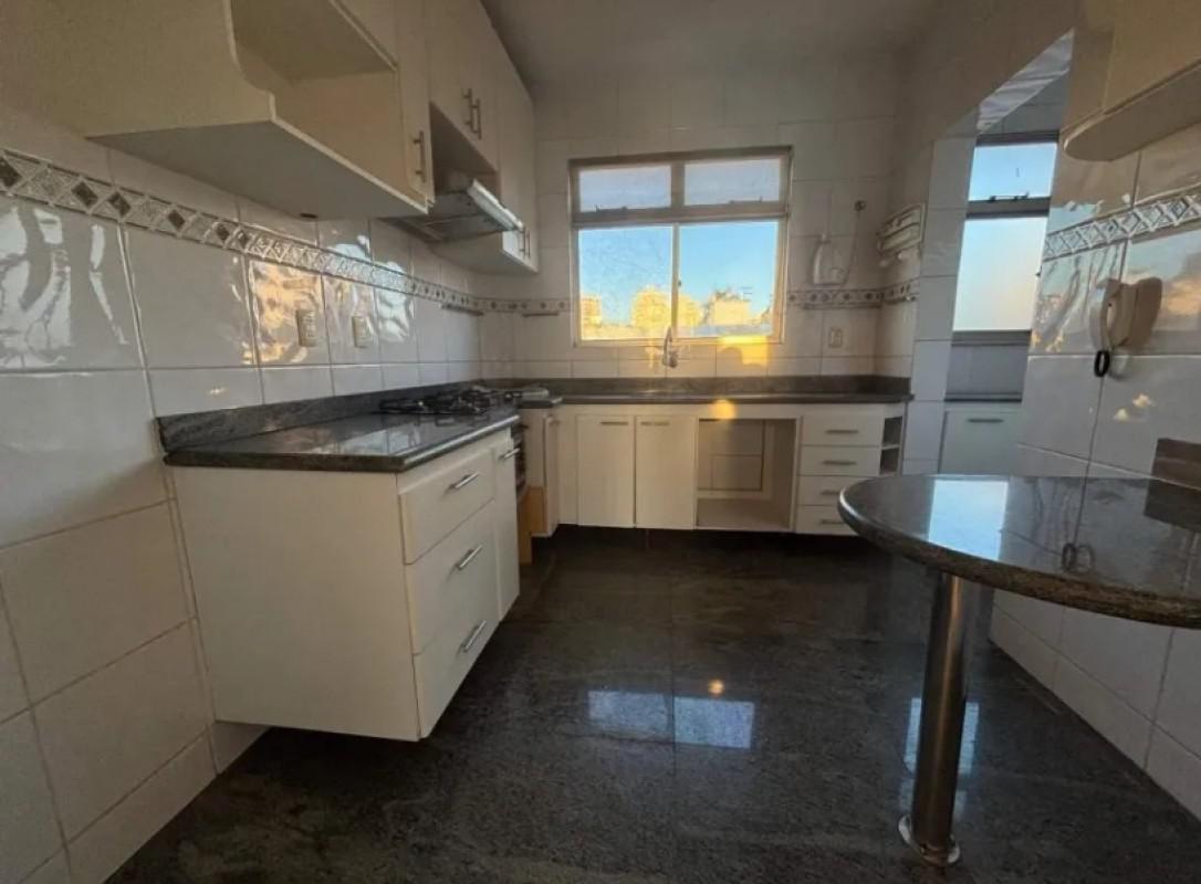 Cobertura, Paquetá, 3 Quartos, 2 Vagas, 1 Suíte