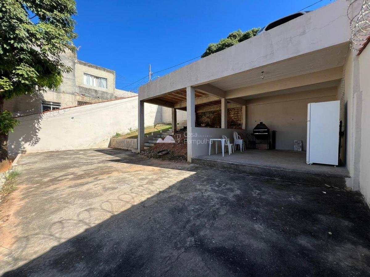 Casa, Santa Mônica, 3 Quartos, 3 Vagas, 2 Suítes
