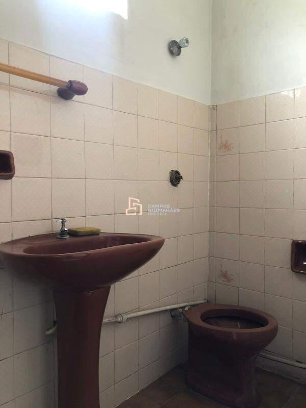 Sala, Glória