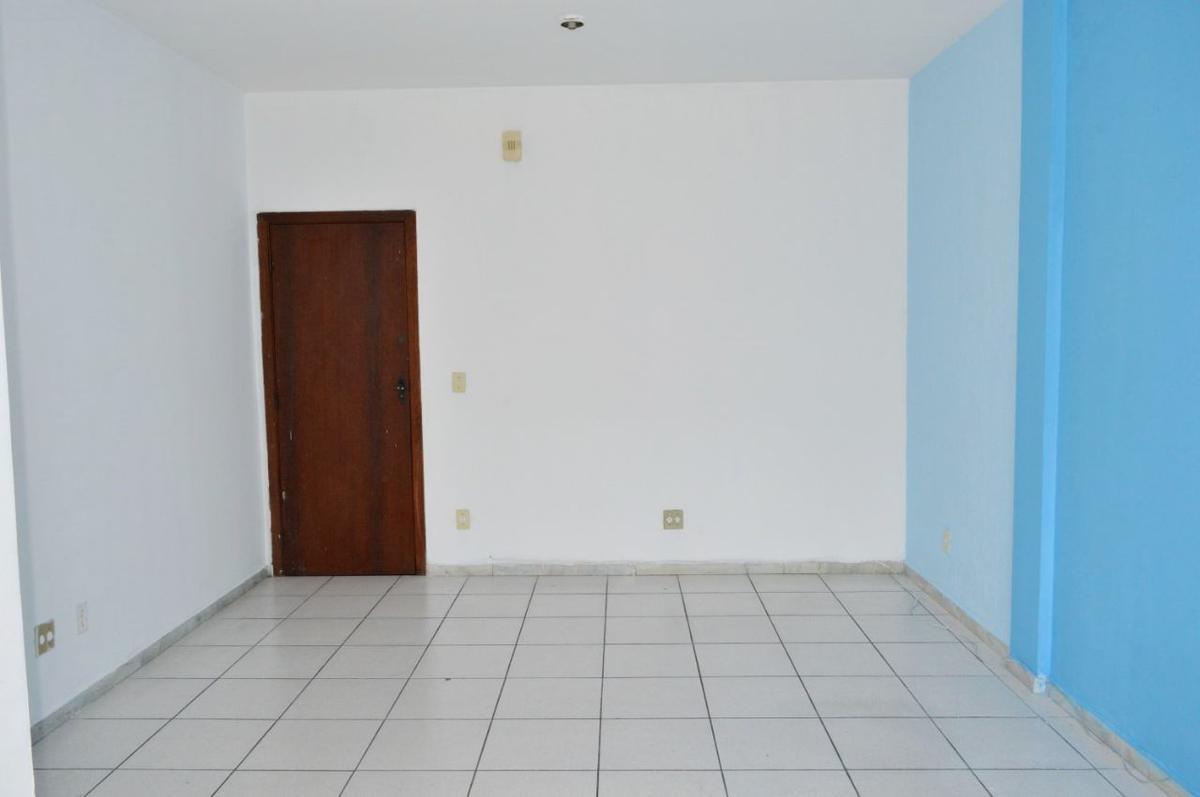 Sala, Venda Nova, 0 Quarto, 0 Vaga