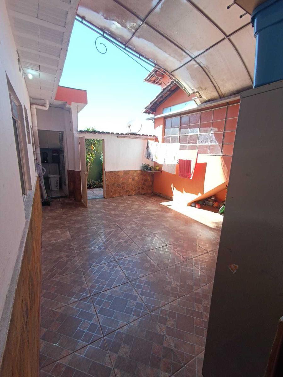 Casa, Nova Vista, 4 Quartos, 2 Vagas, 2 Suítes