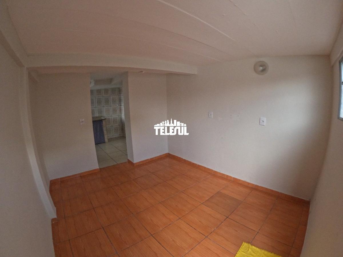 Casa, Centro, 2 Quartos, 0 Vaga