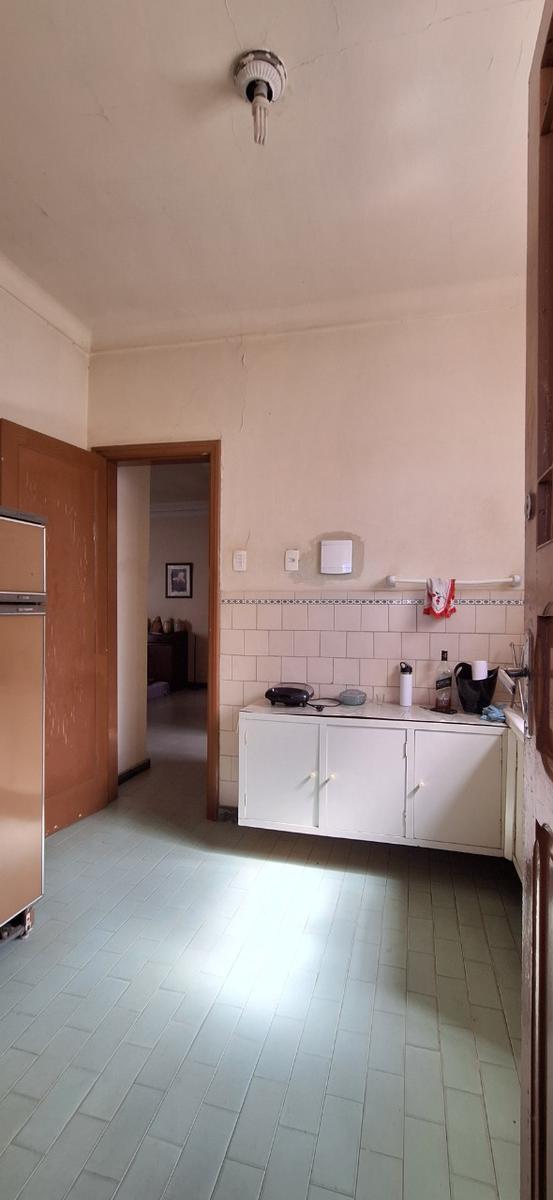 Casa, Floresta, 6 Quartos, 1 Vaga, 1 Suíte