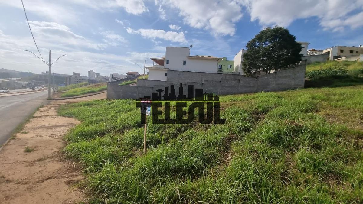 Lote, Santa Luiza, 0 Quarto, 0 Vaga