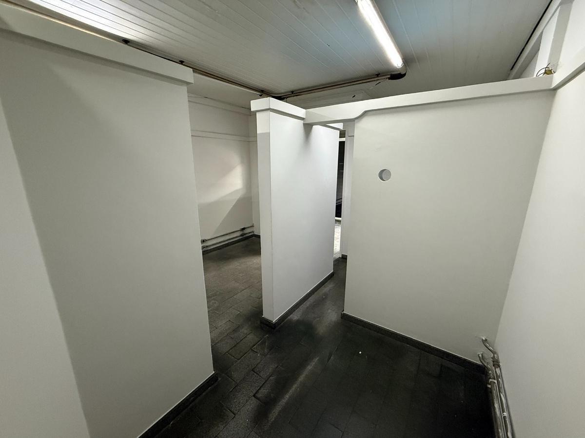 Andar, São José, 0 Quarto, 0 Vaga