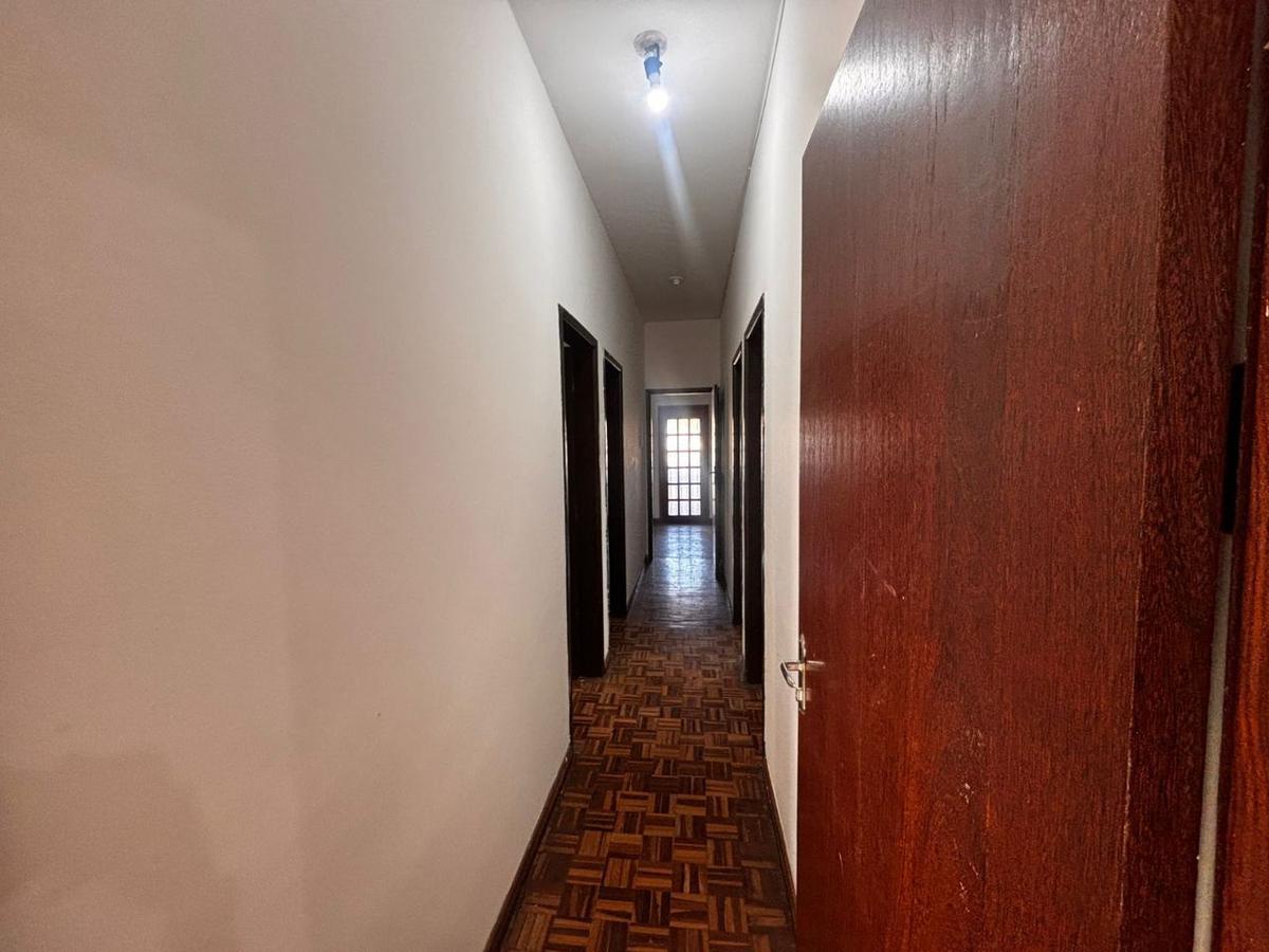 Casa, Santa Cruz, 5 Quartos, 0 Vaga