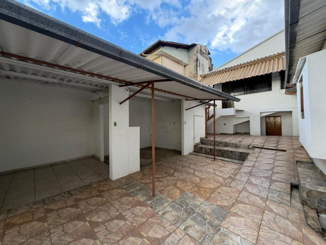 Casa, Graça, 4 Quartos, 2 Vagas, 1 Suíte