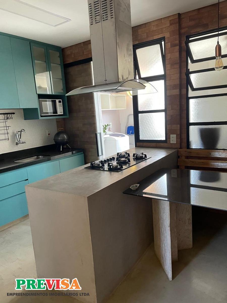Apartamento, Sagrada Família, 2 Quartos, 1 Vaga, 1 Suíte