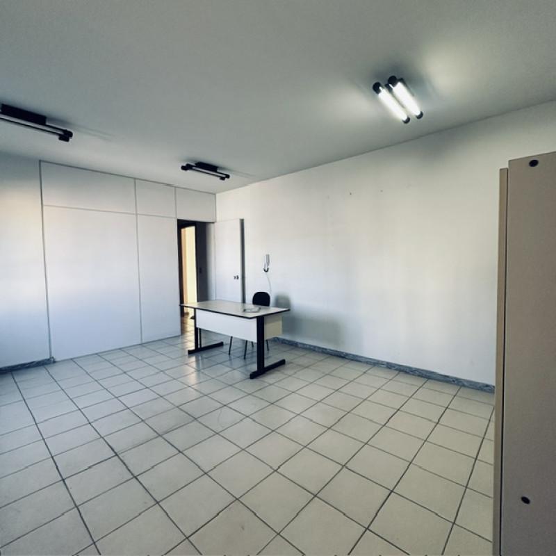 Sala, Estoril, 1 Quarto, 1 Vaga