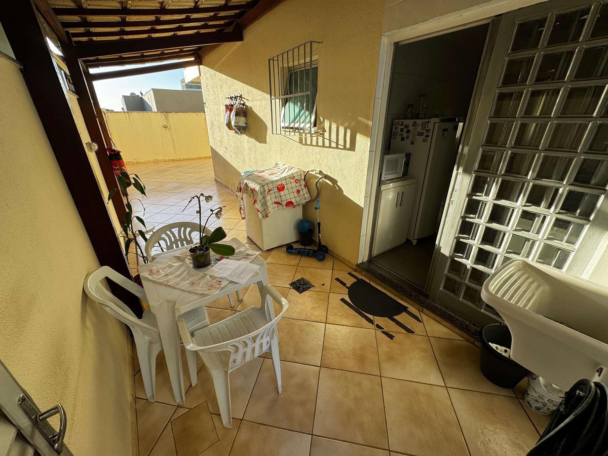 Apartamento, Palmares, 2 Quartos, 2 Vagas, 1 Suíte