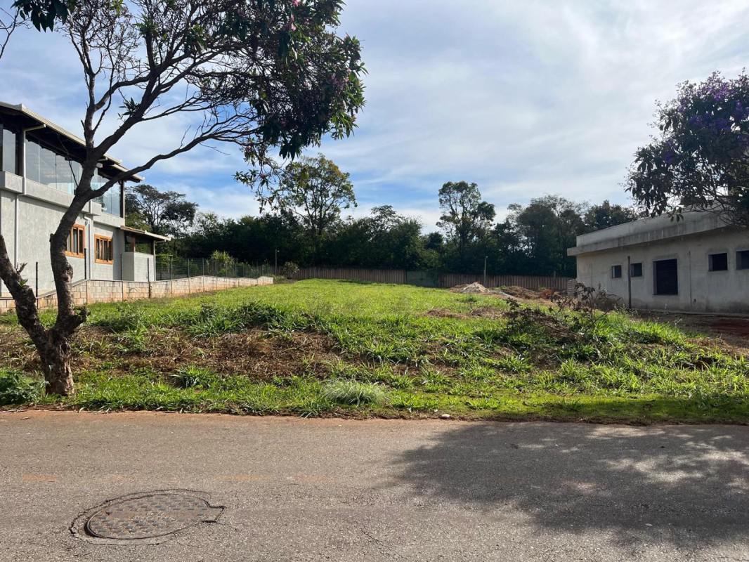 Lote, Centro, 0 Quarto, 0 Vaga