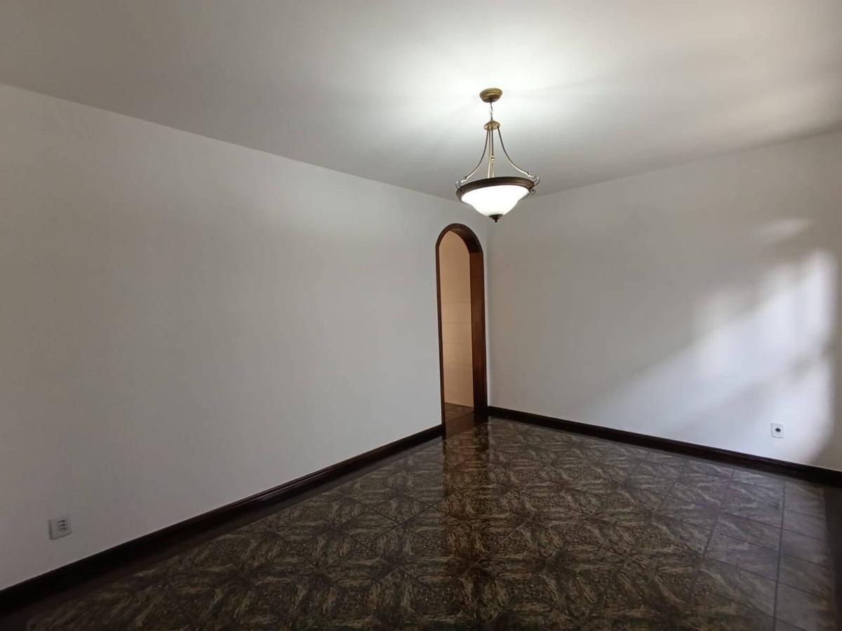 Casa, João XXIII, 5 Quartos, 3 Vagas, 1 Suíte