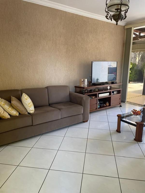 Casa, Caiçaras, 3 Quartos, 2 Vagas, 1 Suíte