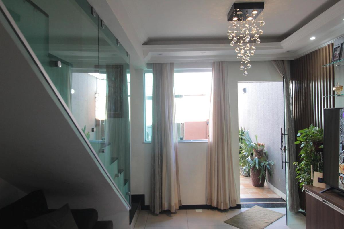 Casa, Jardim Leblon, 2 Quartos, 1 Vaga