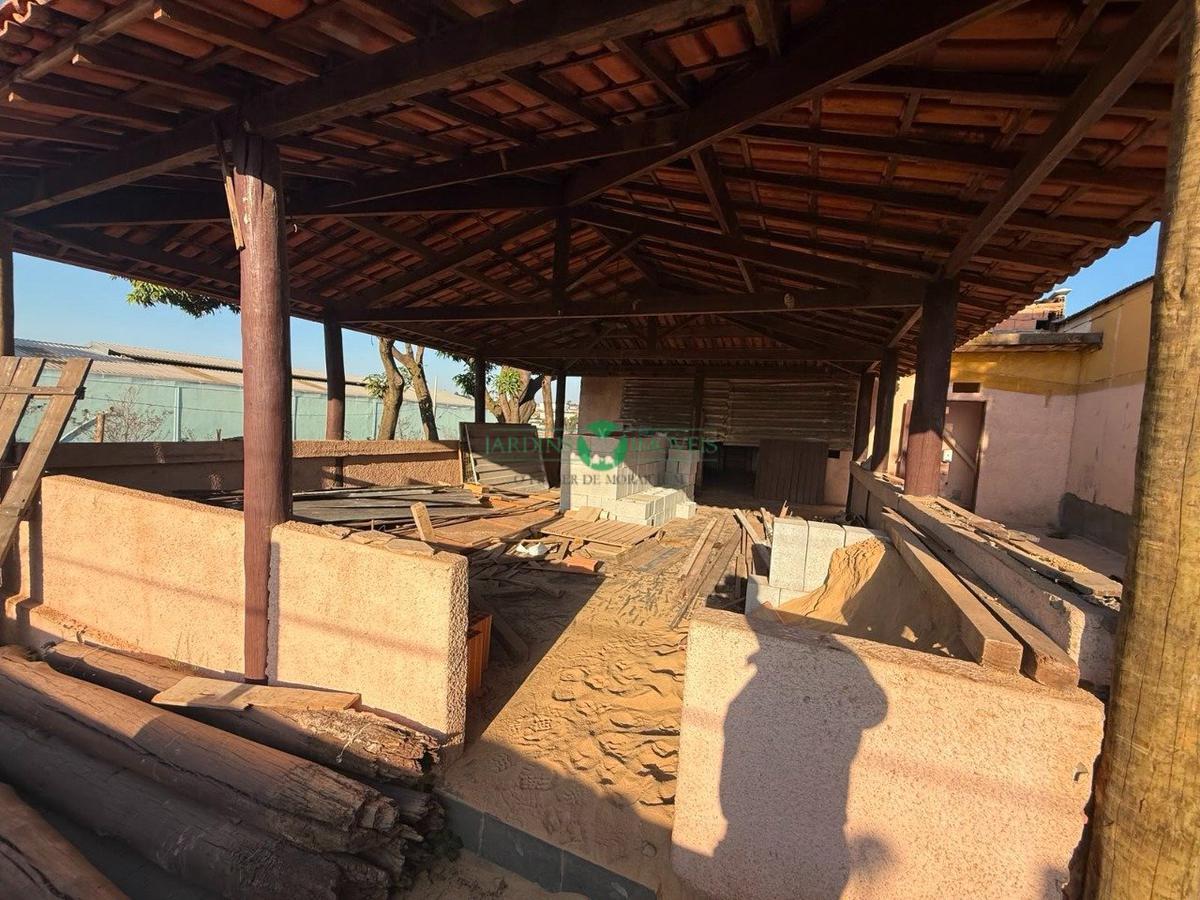 Lote, São Francisco, 0 Quarto, 0 Vaga
