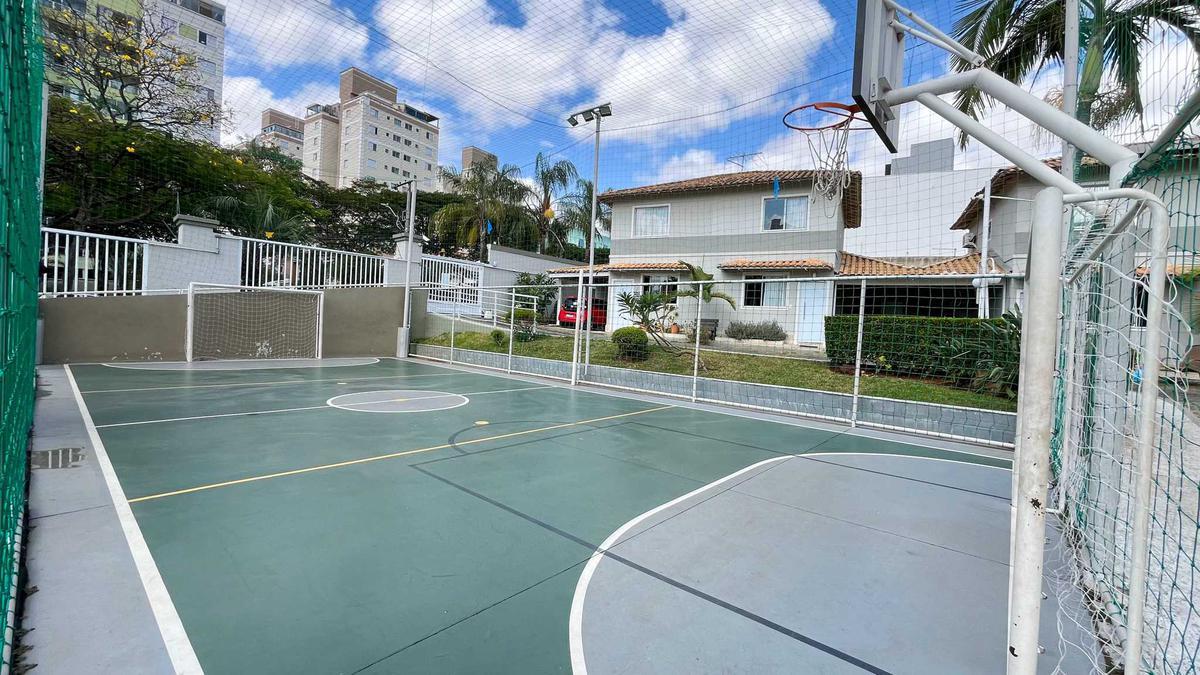 Casa, Castelo, 2 Quartos, 2 Vagas