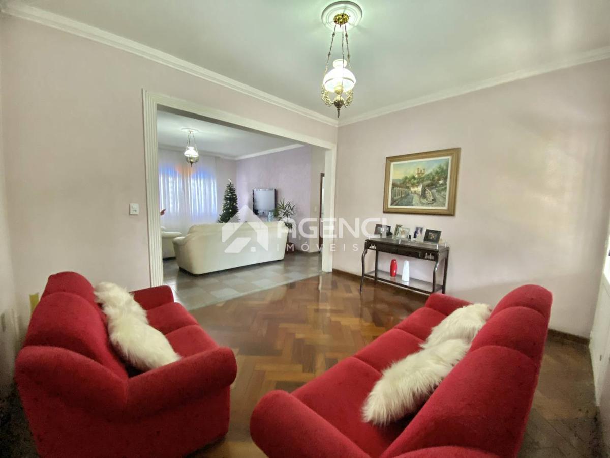 Casa, Camargos, 3 Quartos, 0 Vaga, 1 Suíte