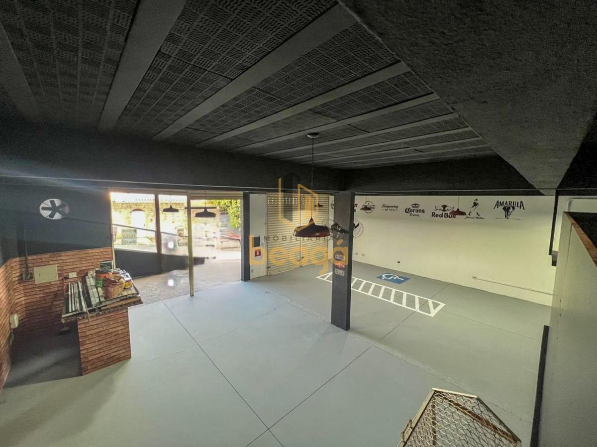 Andar, Coqueiros, 0 Quarto, 4 Vagas