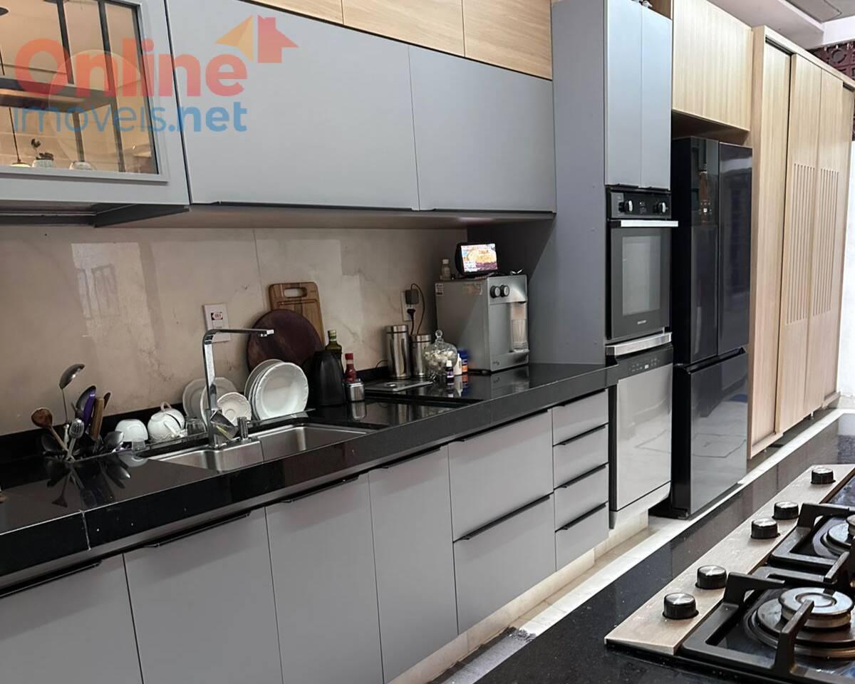 Apartamento, Funcionários, 4 Quartos, 0 Vaga, 1 Suíte