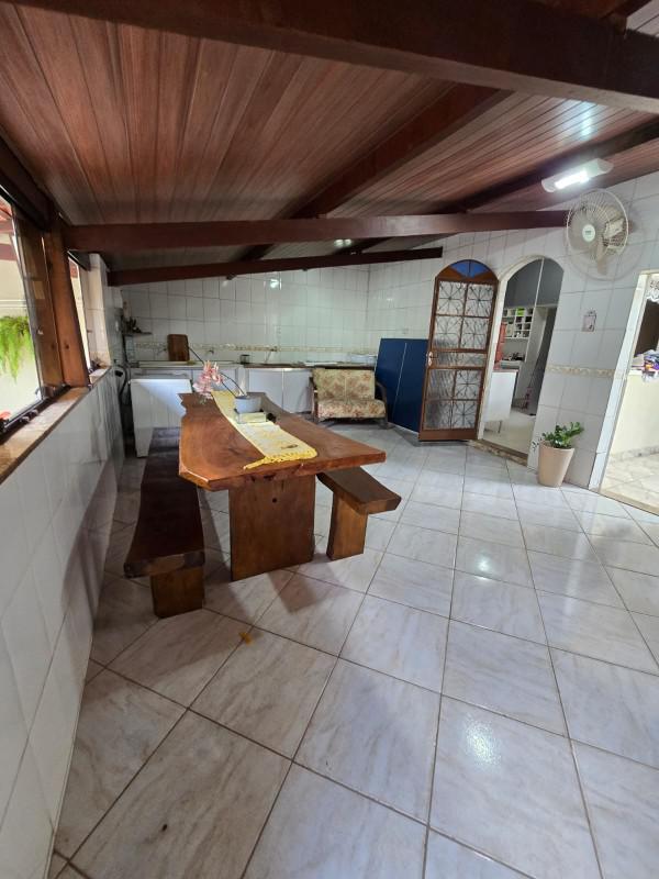 Casa, Novo Glória, 3 Quartos, 3 Vagas, 1 Suíte