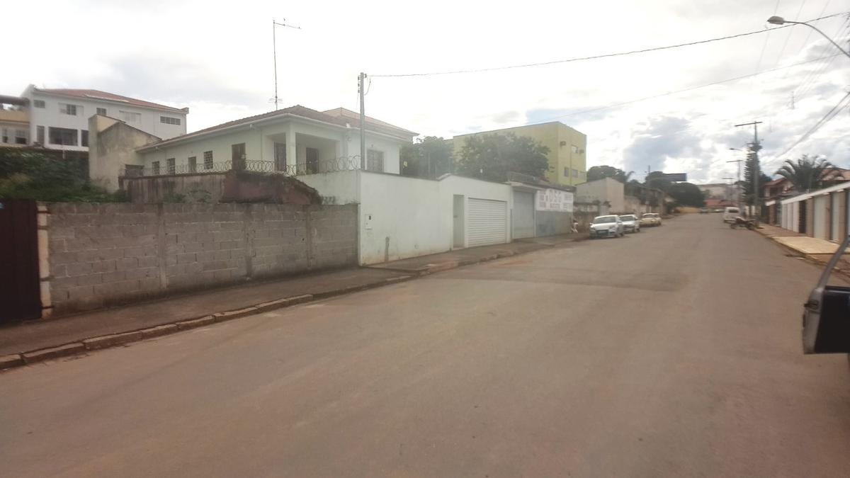 Lote, Centro, 0 Quarto, 0 Vaga