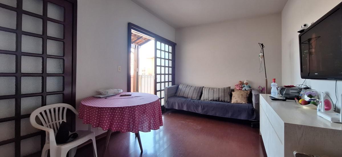 Apartamento, Sagrada Família, 2 Quartos, 1 Vaga