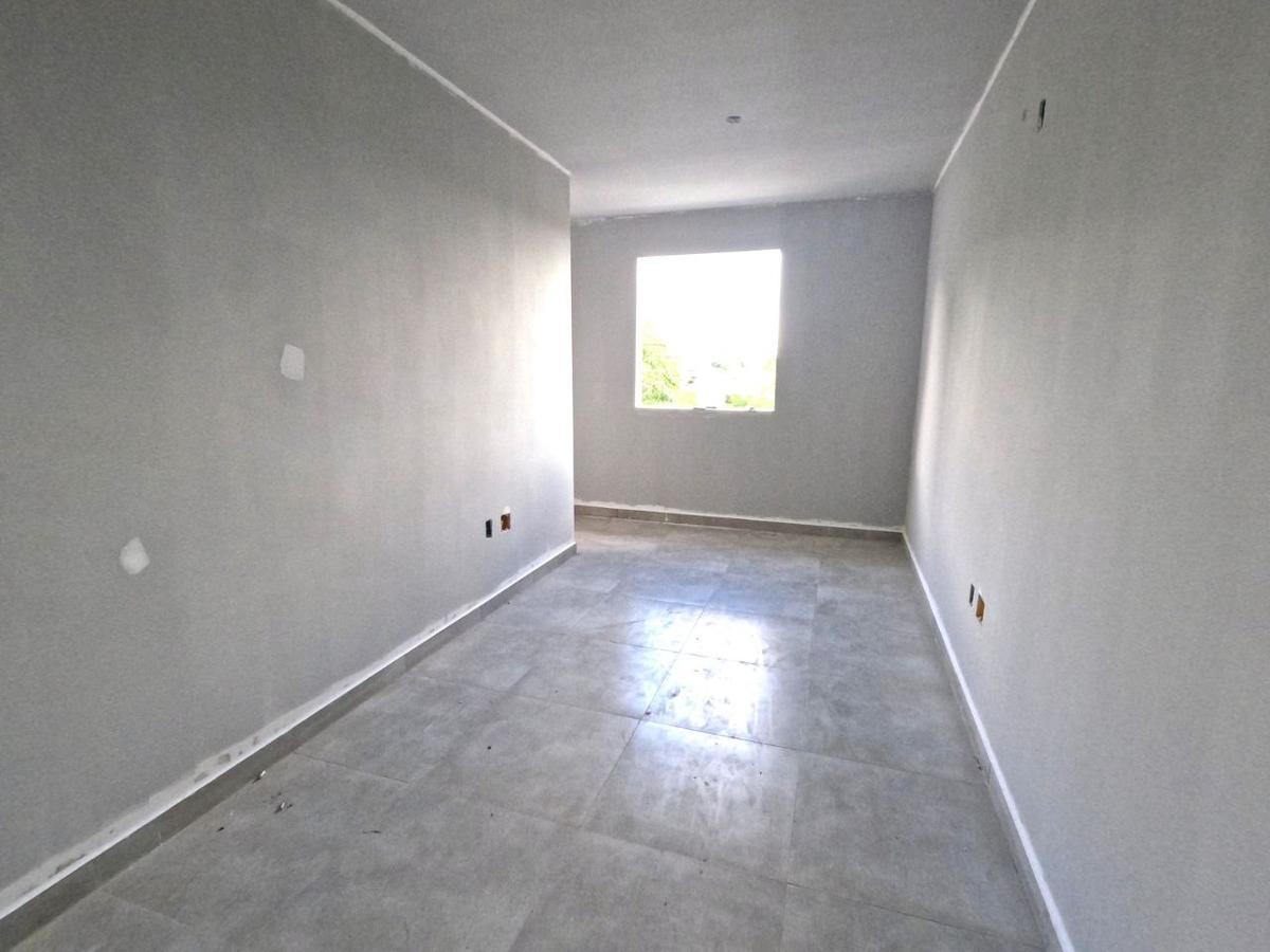 Casa, Cabral, 3 Quartos, 2 Vagas, 1 Suíte