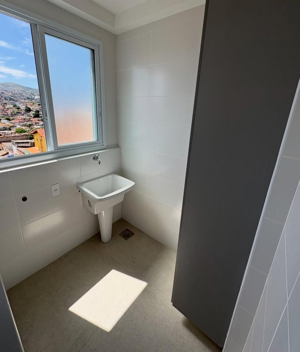 Apartamento, Esplanada, 2 Quartos, 1 Vaga, 1 Suíte
