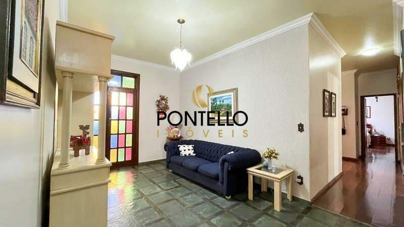 Casa, Luxemburgo, 5 Quartos, 4 Vagas, 2 Suítes