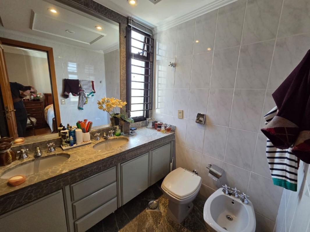 Apartamento, Anchieta, 4 Quartos, 2 Vagas, 2 Suítes