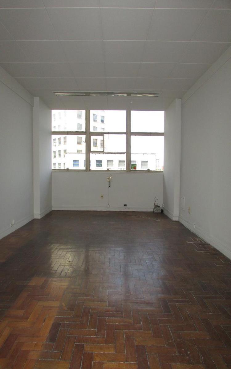 Sala, Centro