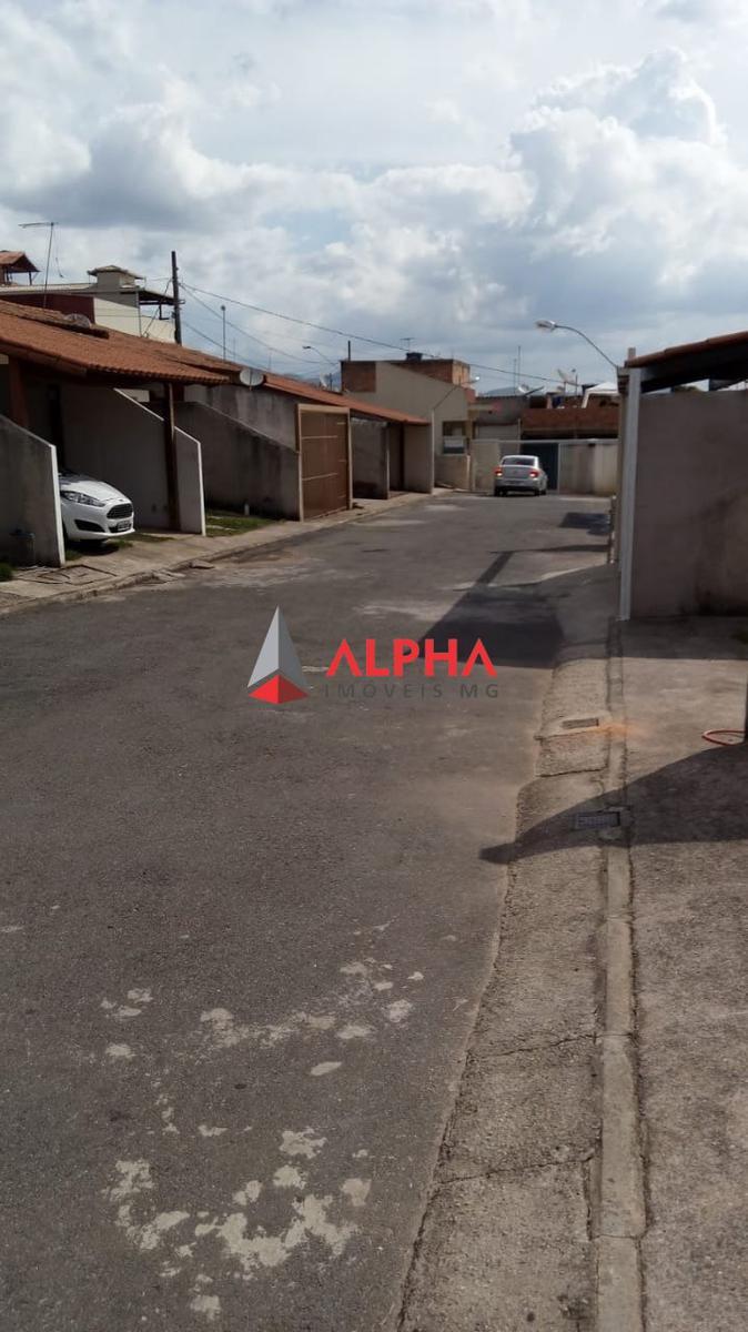 Casa, Jardim das Rosas, 2 Quartos, 2 Vagas