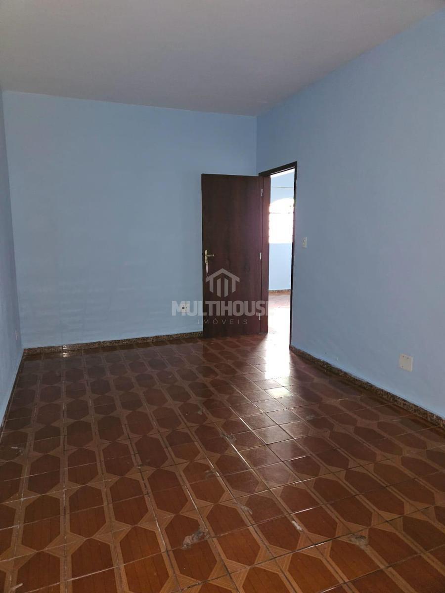 Casa, Santa Branca, 2 Quartos, 0 Vaga, 1 Suíte