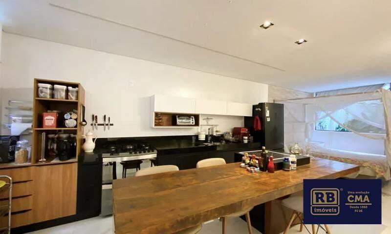 Casa, Lourdes, 3 Quartos, 0 Vaga, 1 Suíte