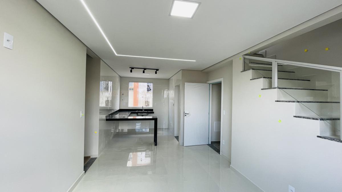 Cobertura, Pedra Azul, 3 Quartos, 2 Vagas