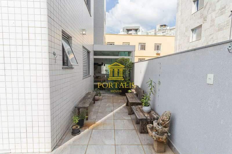 Apartamento, Serra, 2 Quartos, 2 Vagas, 1 Suíte