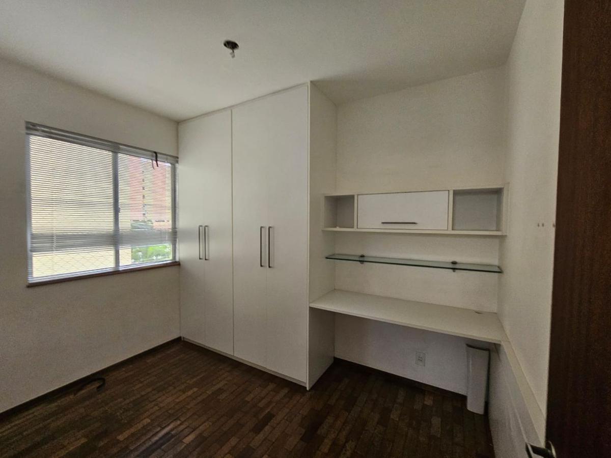 Apartamento, Santa Cruz, 2 Quartos, 1 Vaga