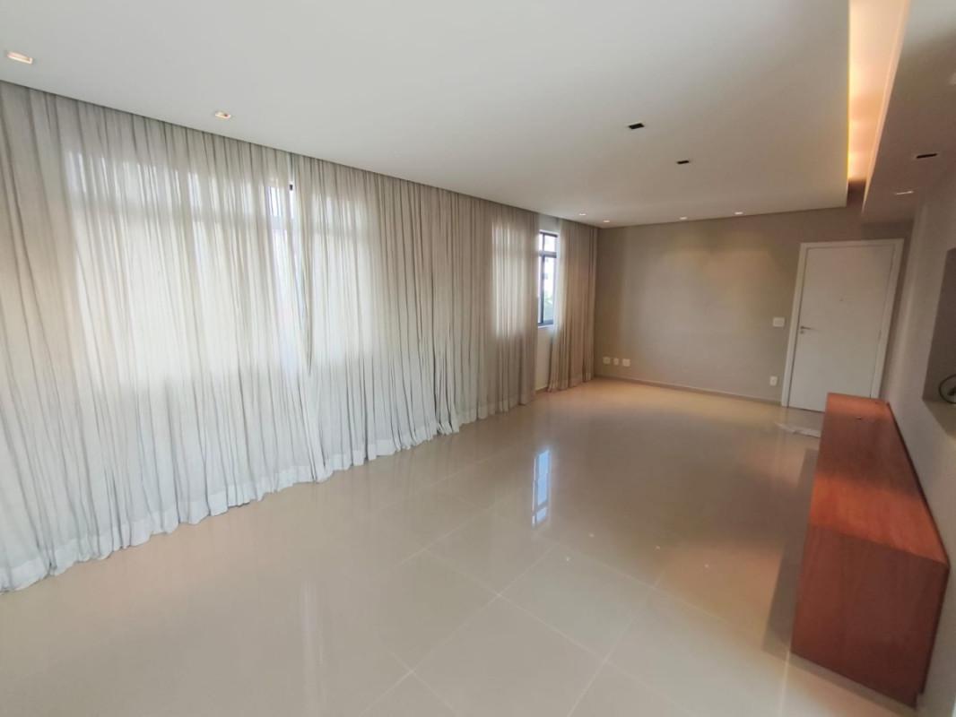 Apartamento, Coração Eucarístico, 4 Quartos, 3 Vagas, 3 Suítes