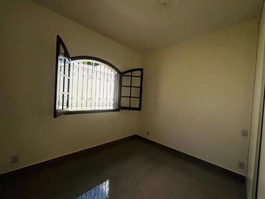 Casa, Santa Branca, 3 Quartos, 8 Vagas