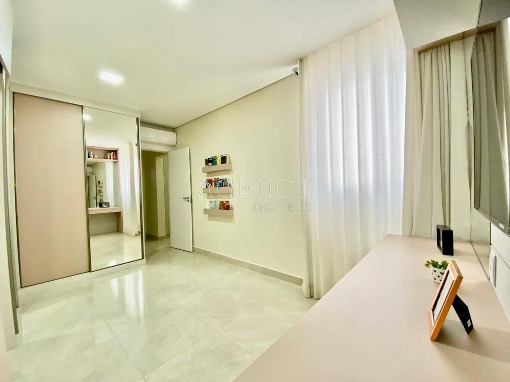 Apartamento, Cabral, 4 Quartos, 0 Vaga, 2 Suítes