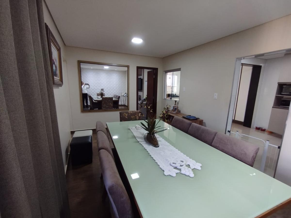 Casa, Cachoeirinha, 3 Quartos, 3 Vagas, 1 Suíte
