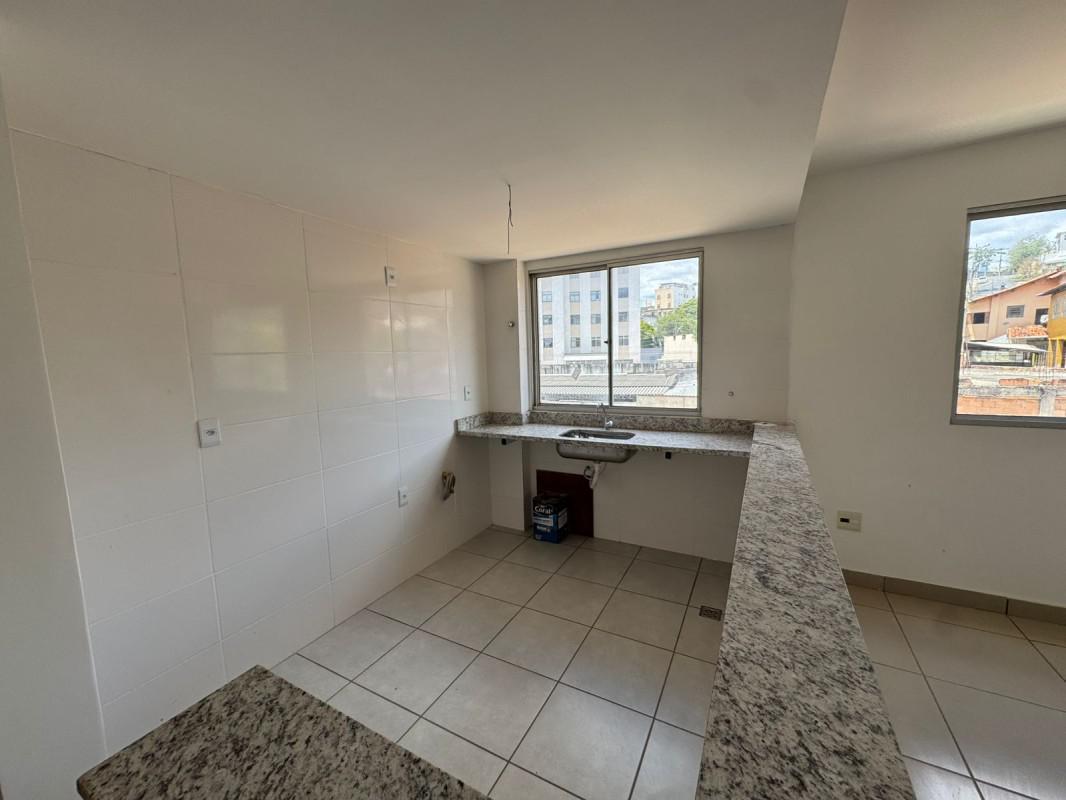 Cobertura, Concórdia, 2 Quartos, 2 Vagas, 1 Suíte