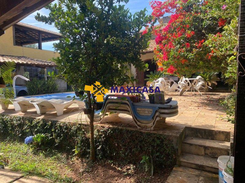 Casa, Trevo, 3 Quartos, 6 Vagas, 1 Suíte