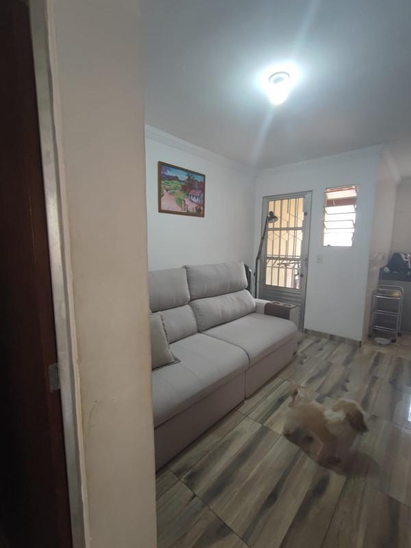 Casa, Industrial, 3 Quartos, 2 Vagas, 1 Suíte