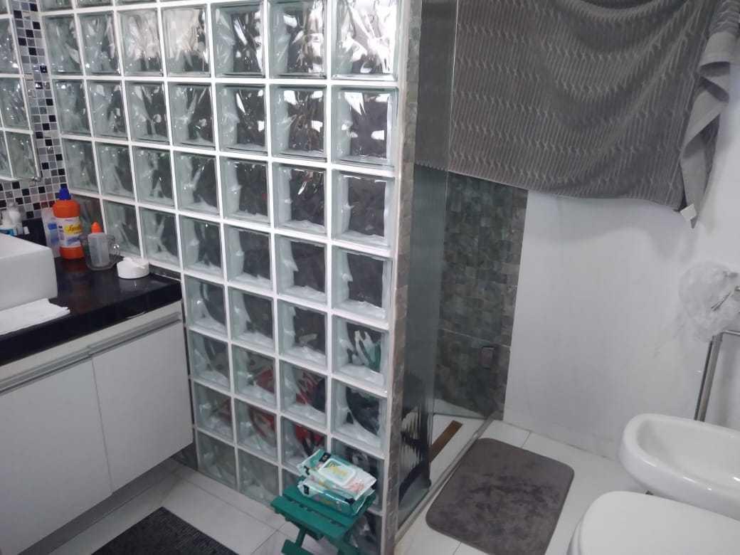 Casa, Gutierrez, 4 Quartos, 2 Vagas, 1 Suíte