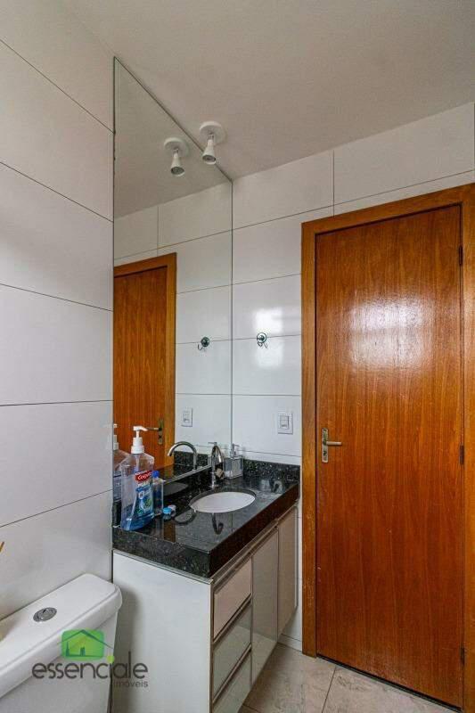 Apartamento, Europa, 2 Quartos, 1 Vaga