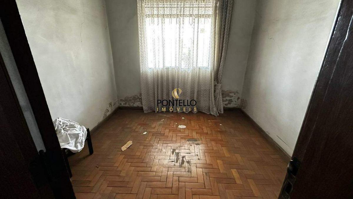 Casa, Centro, 3 Quartos, 0 Vaga