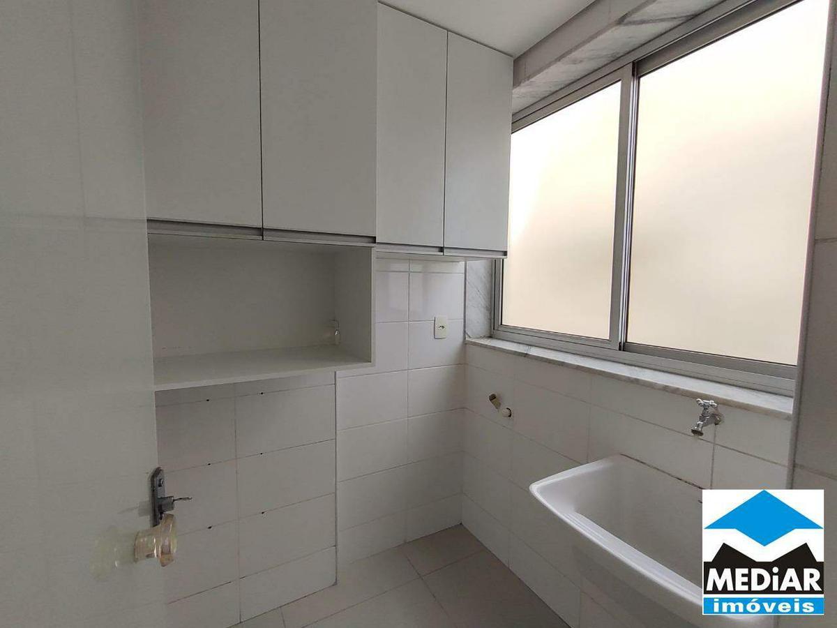 Apartamento, Floresta, 2 Quartos, 2 Vagas, 1 Suíte